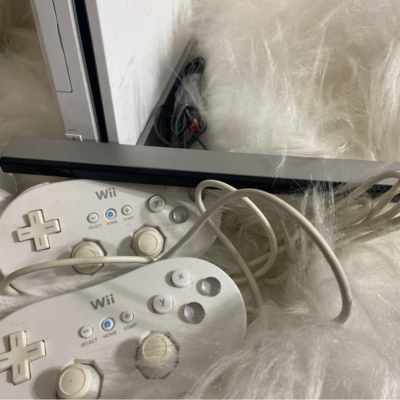 Nintendo Wii Console Compatible White RVL-001 W Extra Accessories - Picture 14 of 15